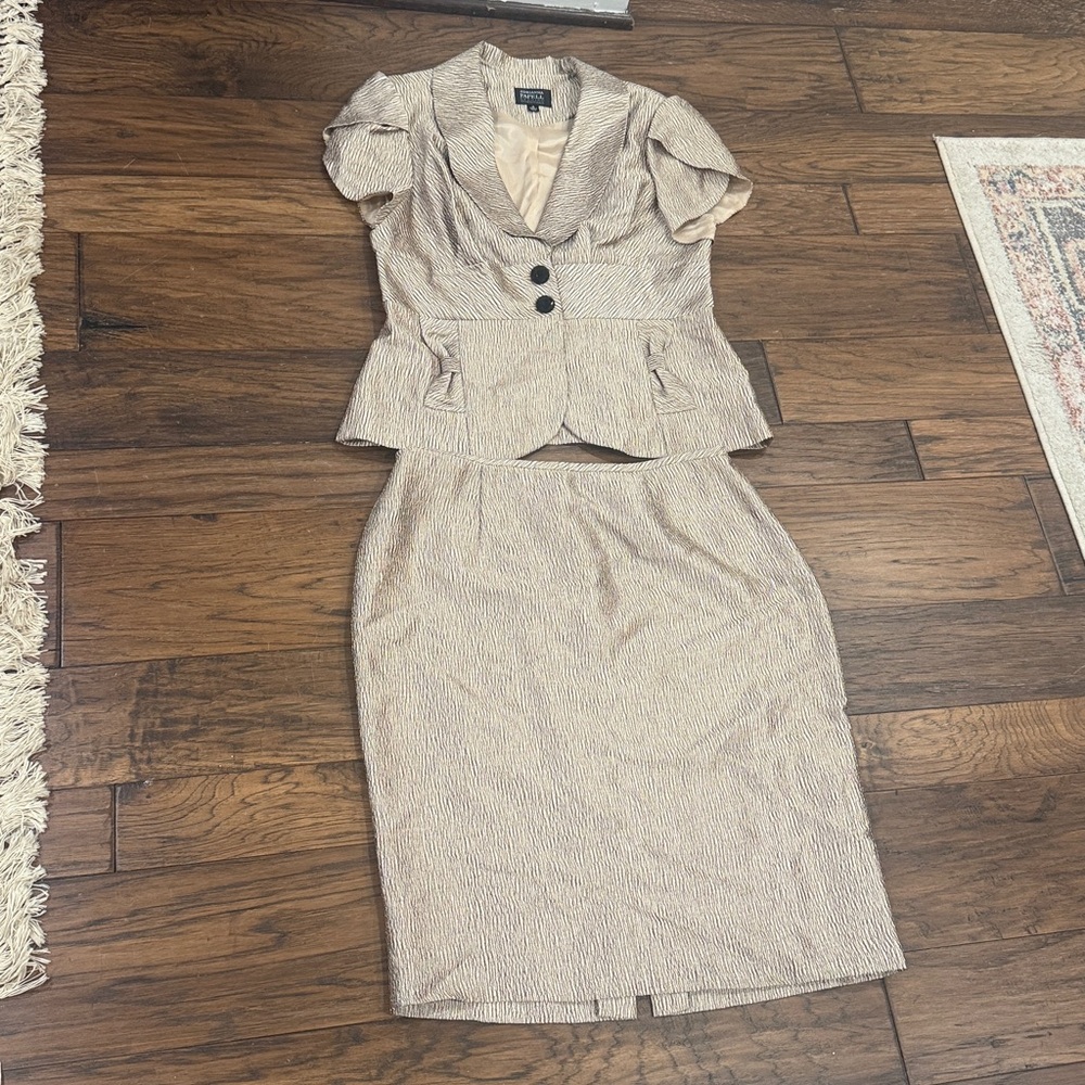 Adrianna Papell Textured skirt suit